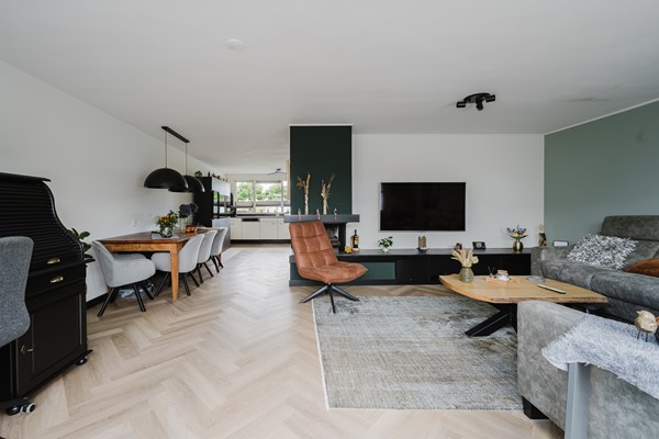 Medium property photo - Marga Klompéstraat 53, 3207 DD Spijkenisse